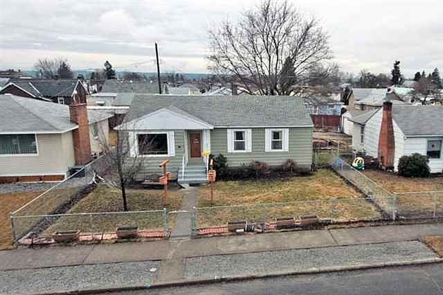 1st image of 418 E Rockwell Ave