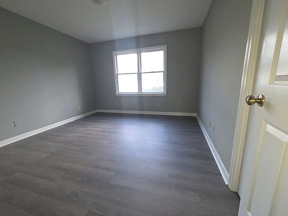 5th image of 502 N Audubon Ave #B