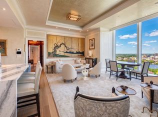 1 Dalton St APT 3902, Boston, MA 02115