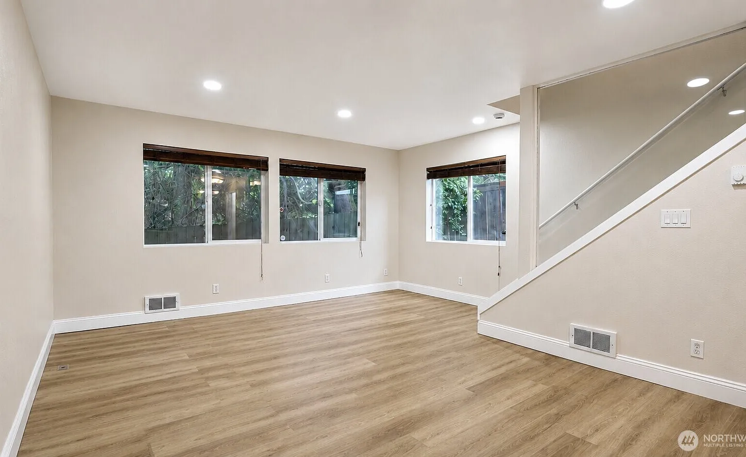 2 bed, 2.5 bath, $2,500 — Photo 2