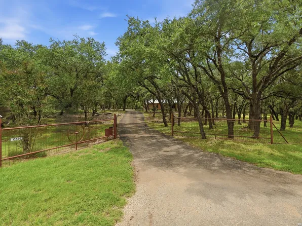 30592 Oakview Rd, Bulverde, TX 78163