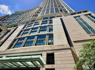 130 N Garland Ct APT 2110, Chicago, IL 60602