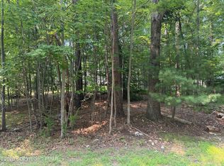 Twin Lake Dr #D, Kunkletown, PA 18058