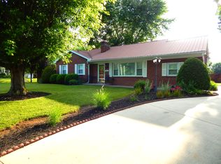 214 Keaton St, Livingston, TN 38570
