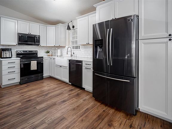 3rd image of 4162 N County St #2990