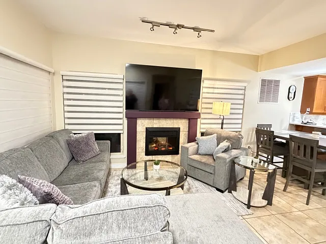 4601 Lakeshore Dr #12 — Photo 17