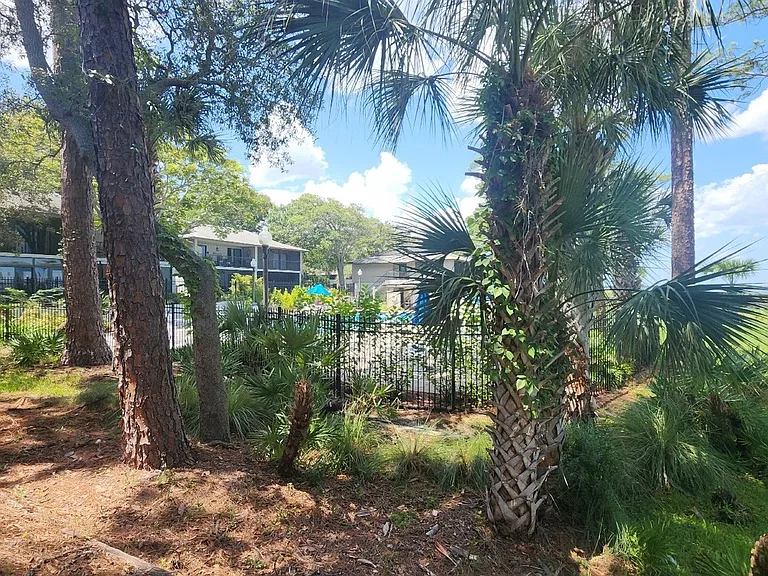 27 Veronese Ct — Photo 16