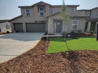 1613 Ryegrass Way, Los Banos, CA