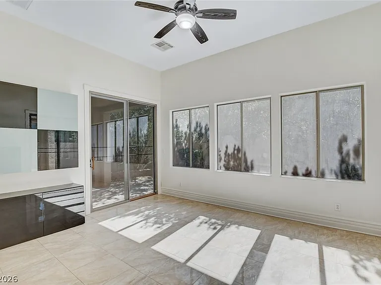8117 Slate Falls St — Photo 28
