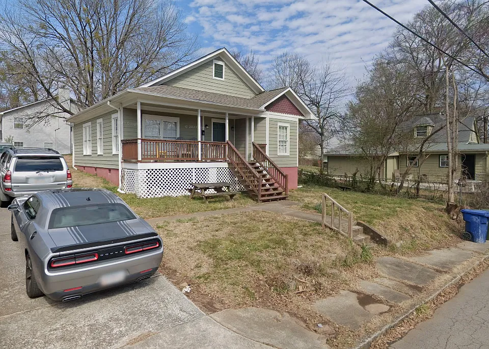 491 Lynch Ave NW #2