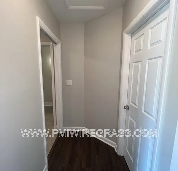 119 Sharon Ct — Photo 21