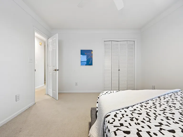 809 Virginia Ave — Photo 40