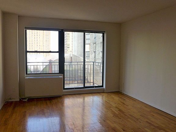 3rd image of 423 E 90th St APT 6F