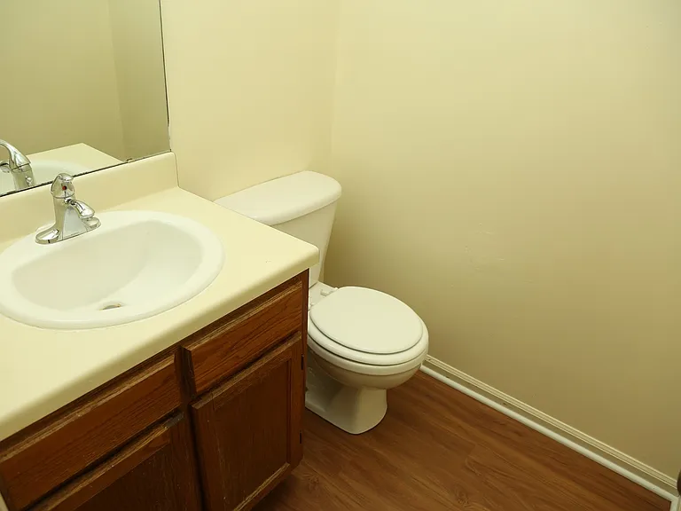 380 Minor Ridge Rd — Photo 4