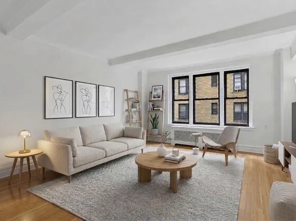 404 East 55th Street image 1 of 15