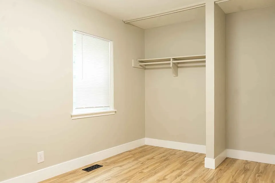 4 bed, 1368 sqft, $600 — Photo 3