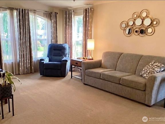 3rd image of 4515 176th Street SW #1