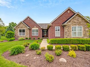 59649 Mallory Ln, South Lyon, MI 48178