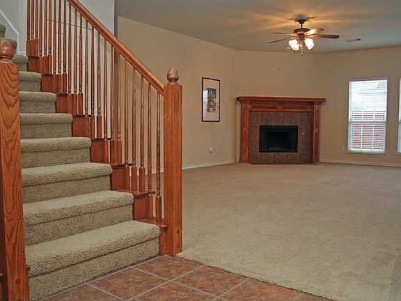 Roomy Family Room!