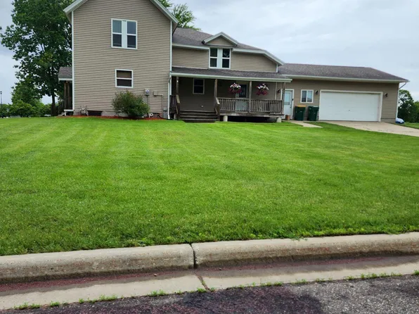 814 N Craig St, Janesville, MN 56048