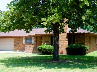 1207 Mockingbird St, Stephenville, TX 76401