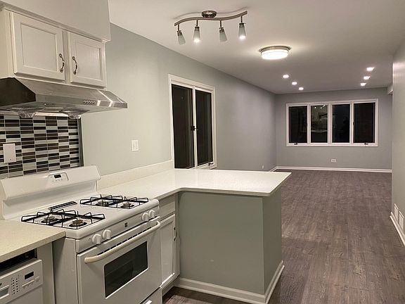 4th image of 3756 S Parnell Ave APT 1