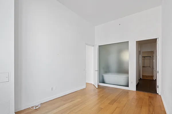 Sold by B Square Realty | media 28