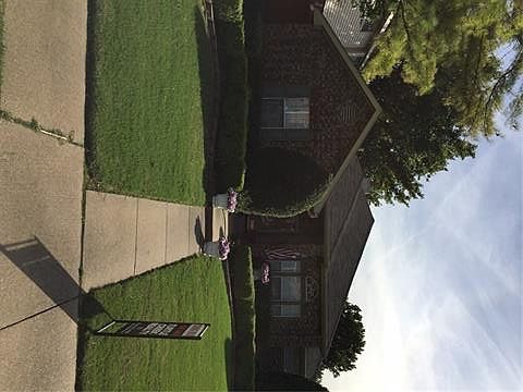 1st image of 1120 Heather Ln