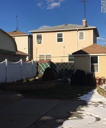 4th image of 10941 126th St