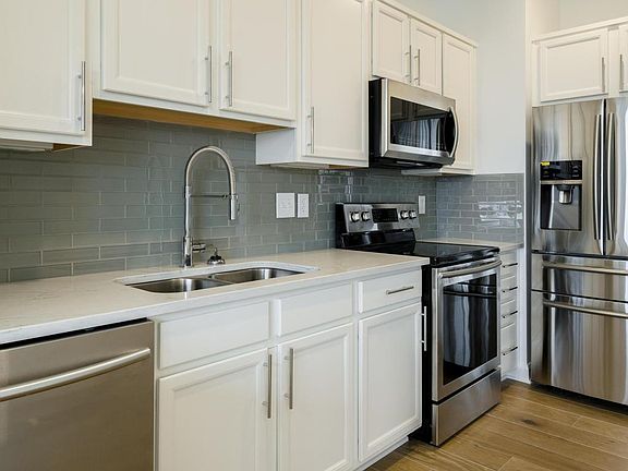5th image of 825 N 4th St Unit 314