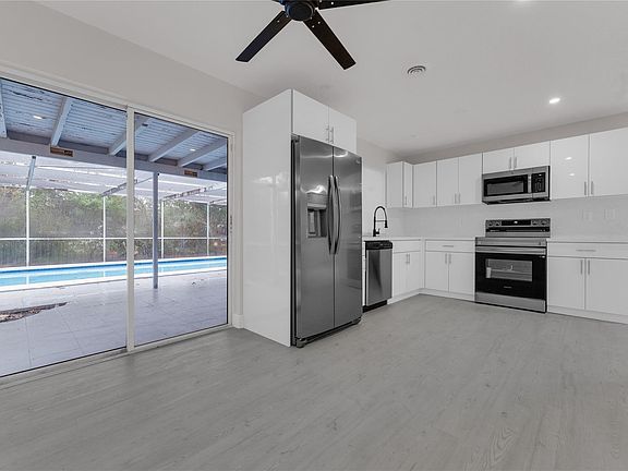 4th image of 5970 NW 15th Street