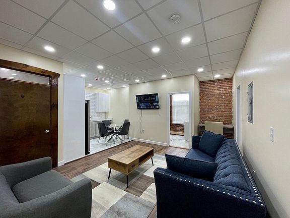 4th image of 474 Broadway Suite 2