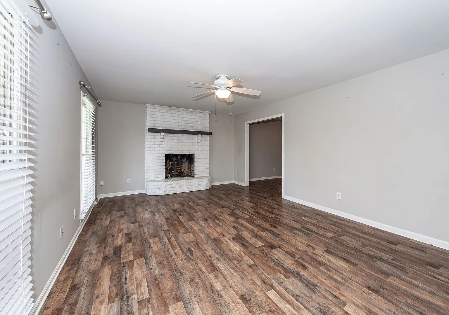 4 Bedroom, 2.5 Bathroom Home in Tall Pines - Summerville — Photo 3