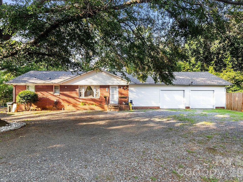 1st image of 314 Laurel Hill Rd