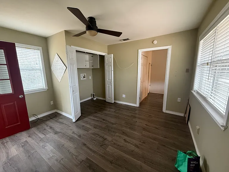 810 Jones Rd — Photo 8