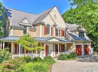 128 Herrick Rd, Newton, MA 02459