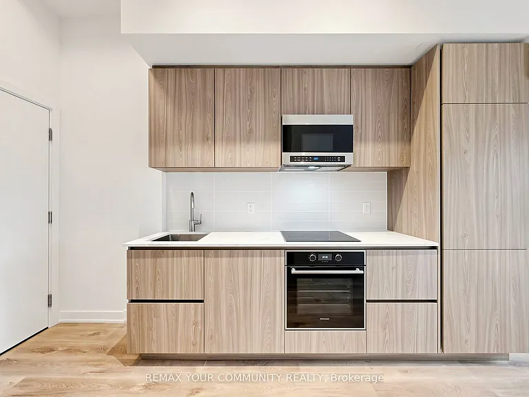 110 Broadway Ave E #819 — Photo 16