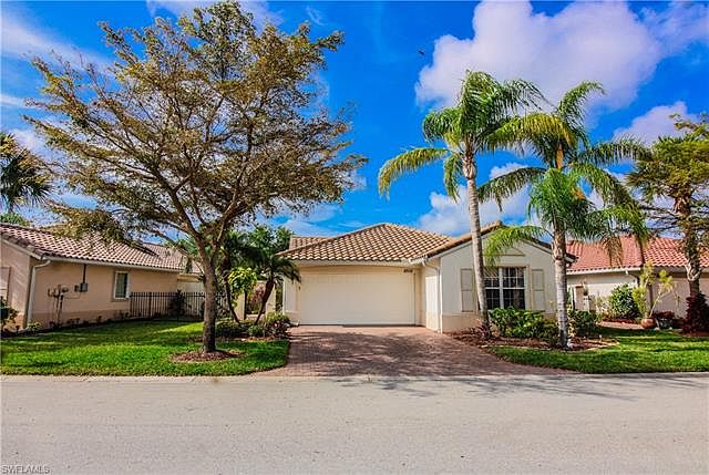1st image of 8932 Cascades Isle Blvd