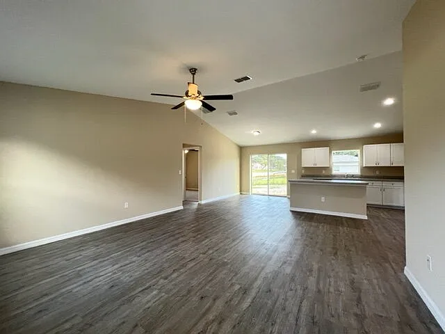 13669 SW 113th Pl — Photo 3