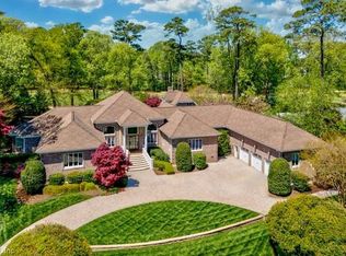 174 Pinewood Rd, Virginia Beach, VA 23451