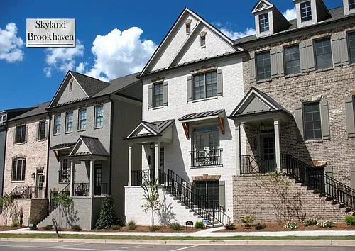 1915 Skyfall Cir NE Photo 1