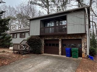 1756 Pierce Arrow Pkwy, Tucker, GA 30084