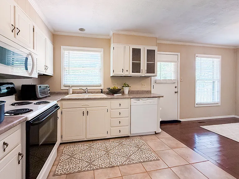 6721 Westgrove Dr — Photo 12