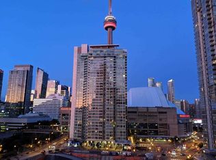 4K Spadina Ave #1019, Toronto, ON M5V 3Z9