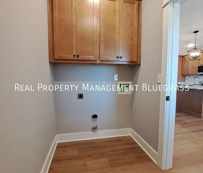 2524 Spring Leaf Ct — Photo 7