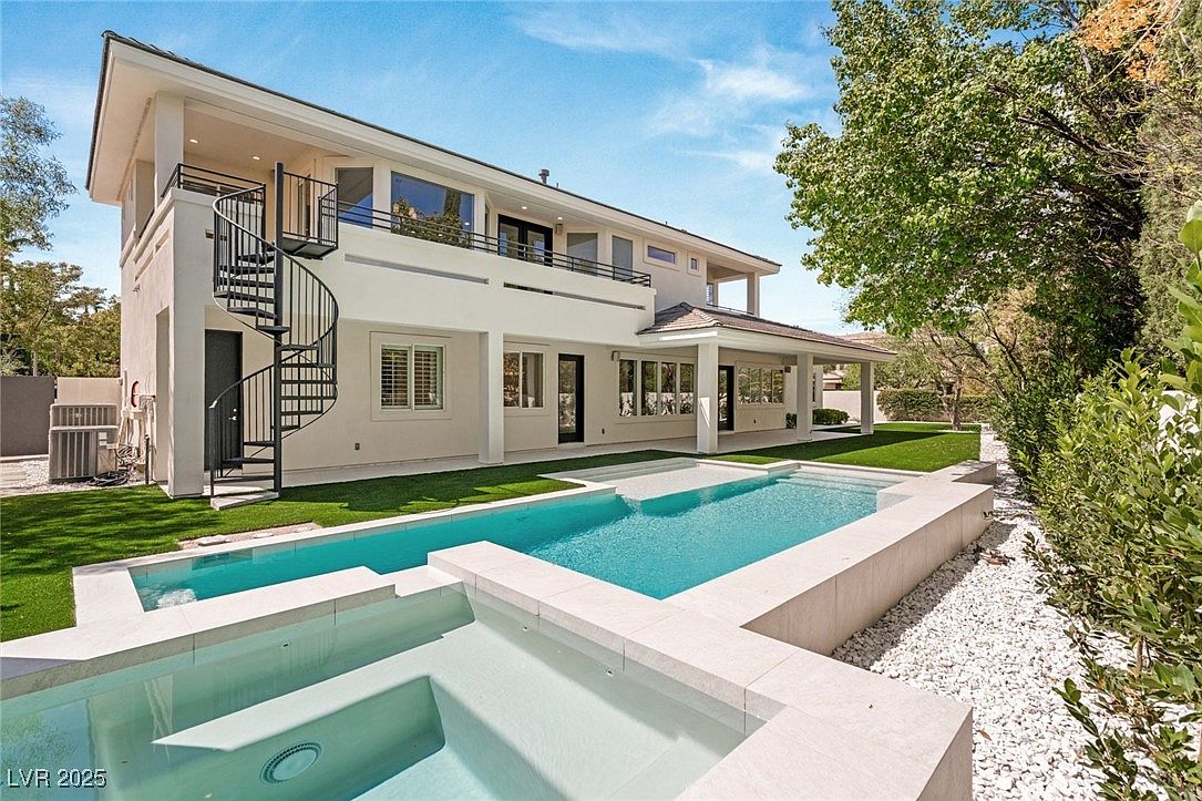 428 Saint Andrews Ct