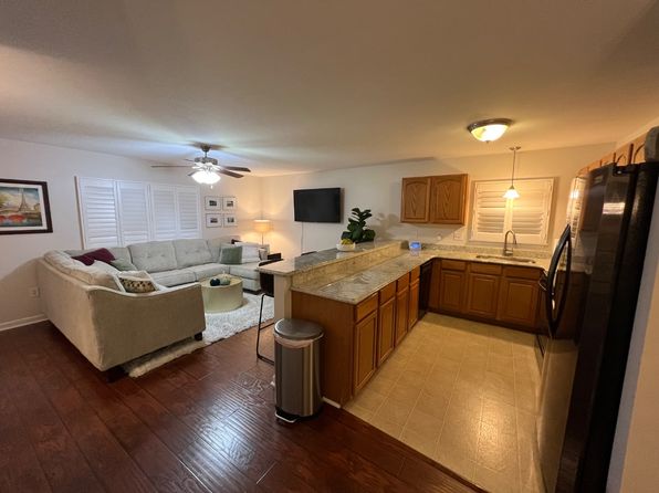 717 Tower Grove Dr APT A