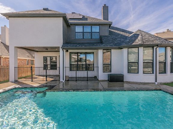 2nd image of 1020 Longhill Way