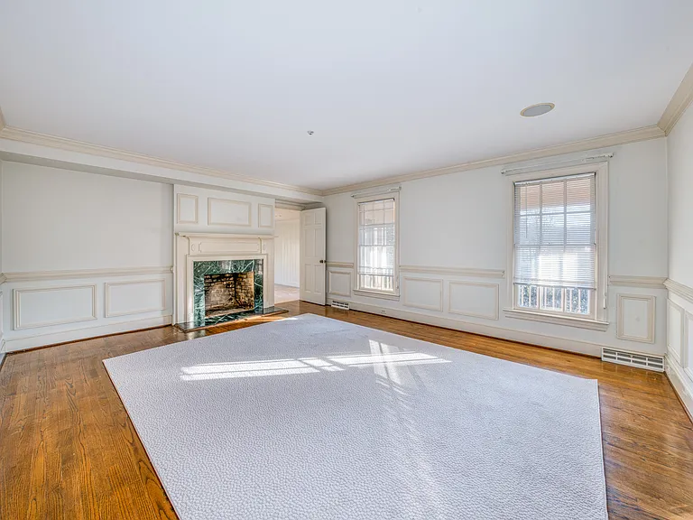 9720 Burnett Dr — Photo 30
