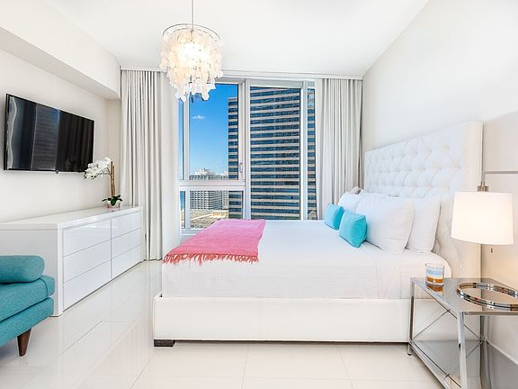 4th image of 495 Brickell Ave #Id1232238p